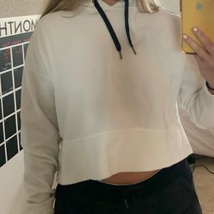 Calvin klein cropped sweatshirt